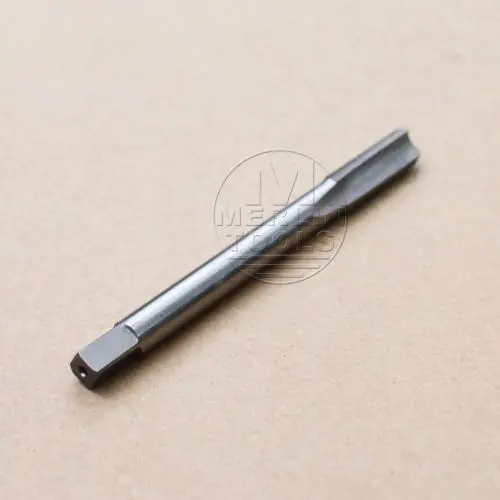 7.5mm x .5 미터 HSS 오른손 탭 M7.5 x 0.5mm 피치
