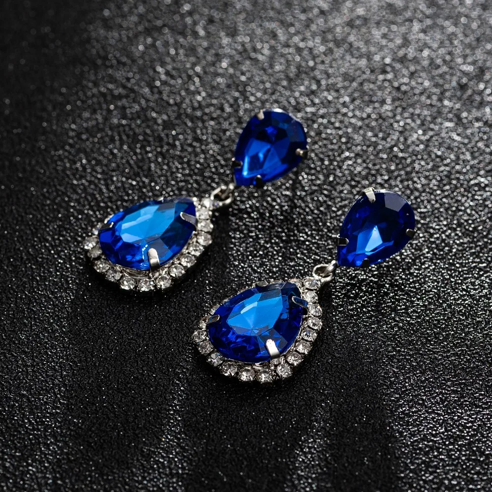 YFJEWE Bride Earrings Cosmetic Geo ZhaoHao Popular Rhinestone Crystal Drop Earring For Wedding Dress Fashion Baldpates  #E043