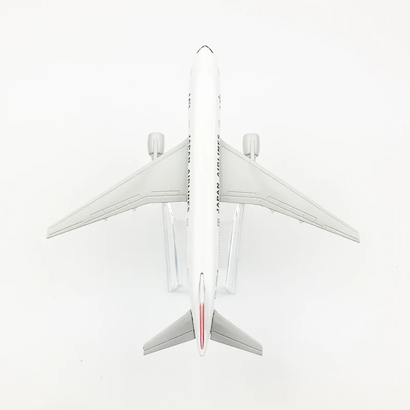 JASON TUTU 16cm JAPAN Airlines aeroplane model Boeing 777 Aircraft Model Planel Airplane Diecast Metal 1/400 Scale Planes