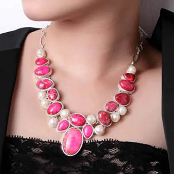 

High Quality Fashion Women Jewelry Pink Regalite Stone And Fresh Water Pearl Statement Chunky Necklaces For Party GN-N019