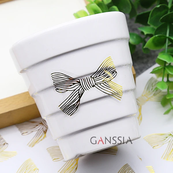 60pcs/lot Golden Bow Design Gift Stickers Handmade Cake Packaging Sealing Sticker Adhesive Label  (ss-1639)