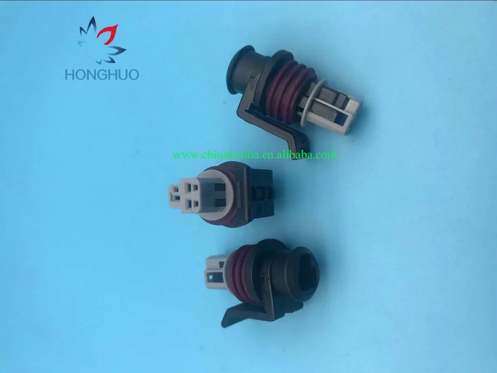 

freeshipping 5 pcs 15397257 15397149 for Delphi 3 Pin Sealed Auto Connector Assy For Engine Oil Temp Gauge 15397257 15397149