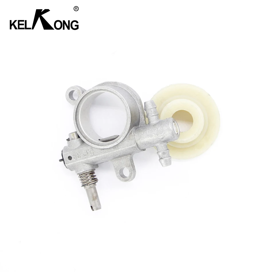 KELKONG 1 Set 25CC/38CC 2500/3800 Chainsaw Spare Parts Chainsaw Oil Pump With Worm Drive Gear Fits Chain Saw