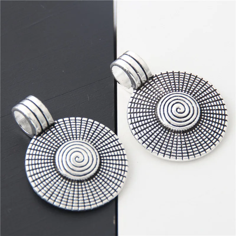 5pcs  Silver Color Alloy Round Vines Charm Unique Necklace Pendants Bohemian Jewelry Making Accessories 31x32mm A3050