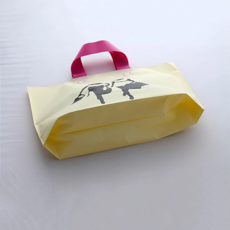 Plastic Handle Gift Bag Shopping Mall Women T-shirt Fashion Package Wedding Candy Bags Yellow Pink Bottom Free Shipping