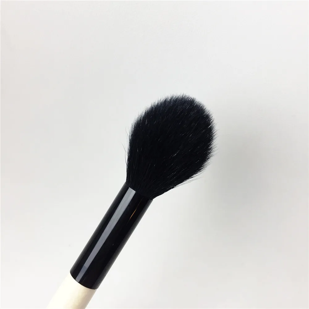 Precise Lightweight The Professional Sheer Powder Makeup Brush Powder/Blush Finish Setting Blending Cosmetic Brush