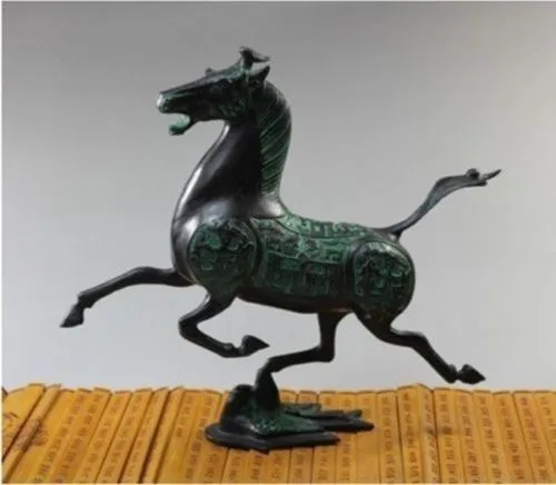 

decoration brass factory Pure Brass Antique Exquisite Old Chinese brass statue horse fly swallow Figures sculpture