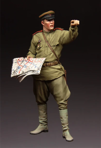 1/35 Resin Figure Model Kit 113 Red Army Officer Unassembled unpainted Top