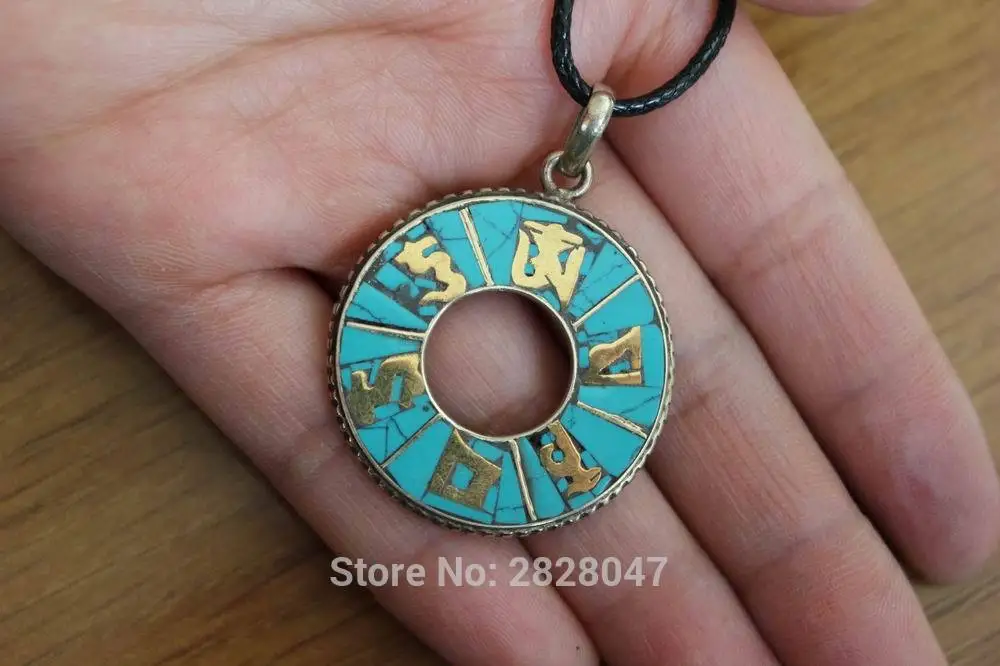 PN237 Handmade Nepal Circle 33mm Pendnant Ethnic Tibetan Six Mantras Om Mani Padme Hum Amulet Pendants
