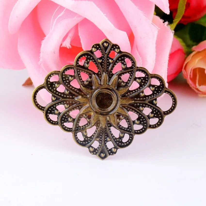 

MIAOCHI 50Pcs Filigree Wraps Connectors Metal Crafts Decoration DIY Findings Ancient Bronze Tone Hollow 40mm x 48mm J0605