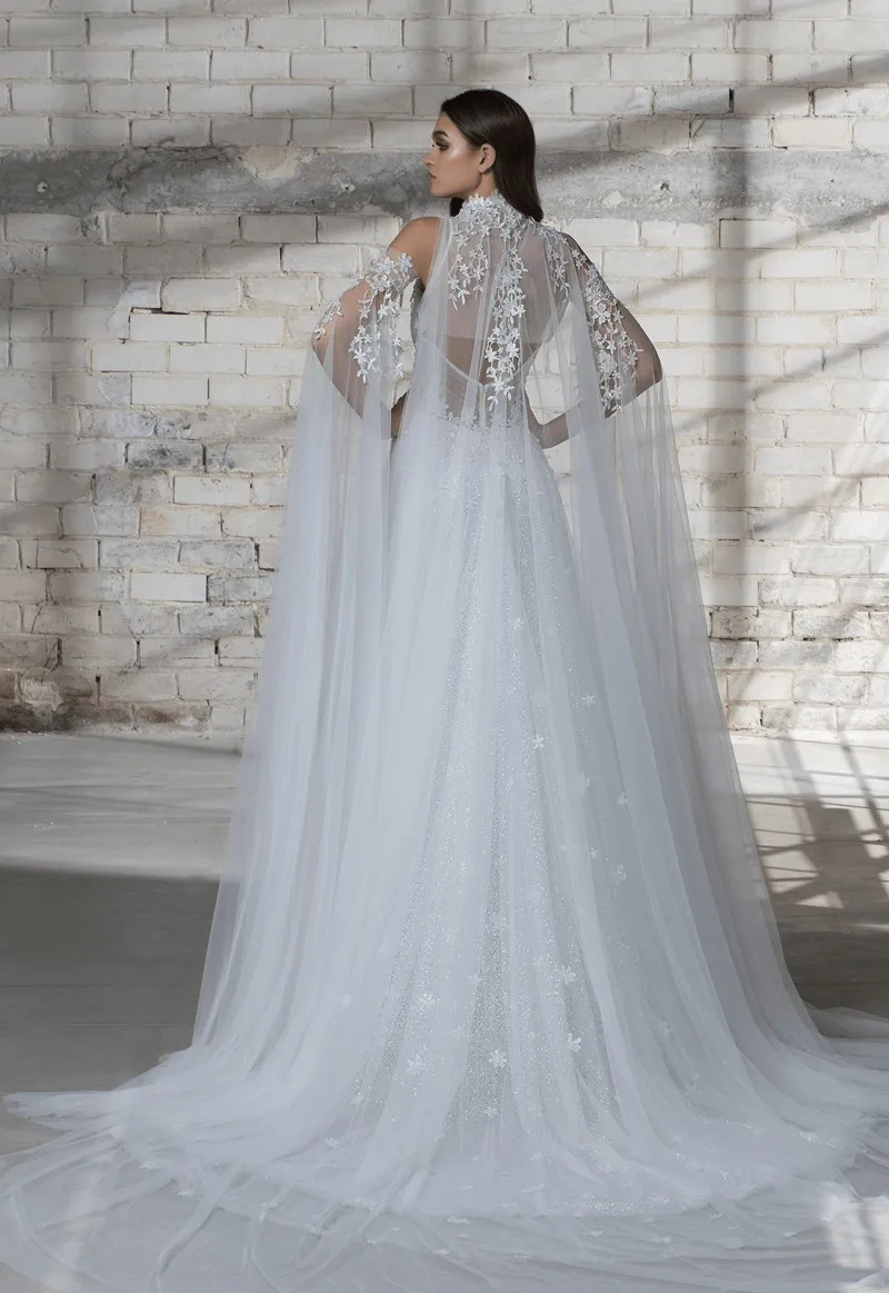 2019 New Bridal Wraps Custom Made collo alto in pizzo Applique cattedrale Wedding Cape scialli giacca da sposa bianca e avorio