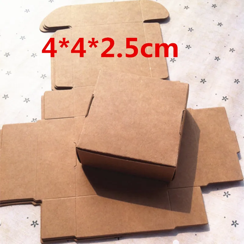 50PCS 4*4*2.5cm White Kraft Black Mini Paper Box Ring Jewelry Packing Box Wedding Gifts for Guests Candy Box