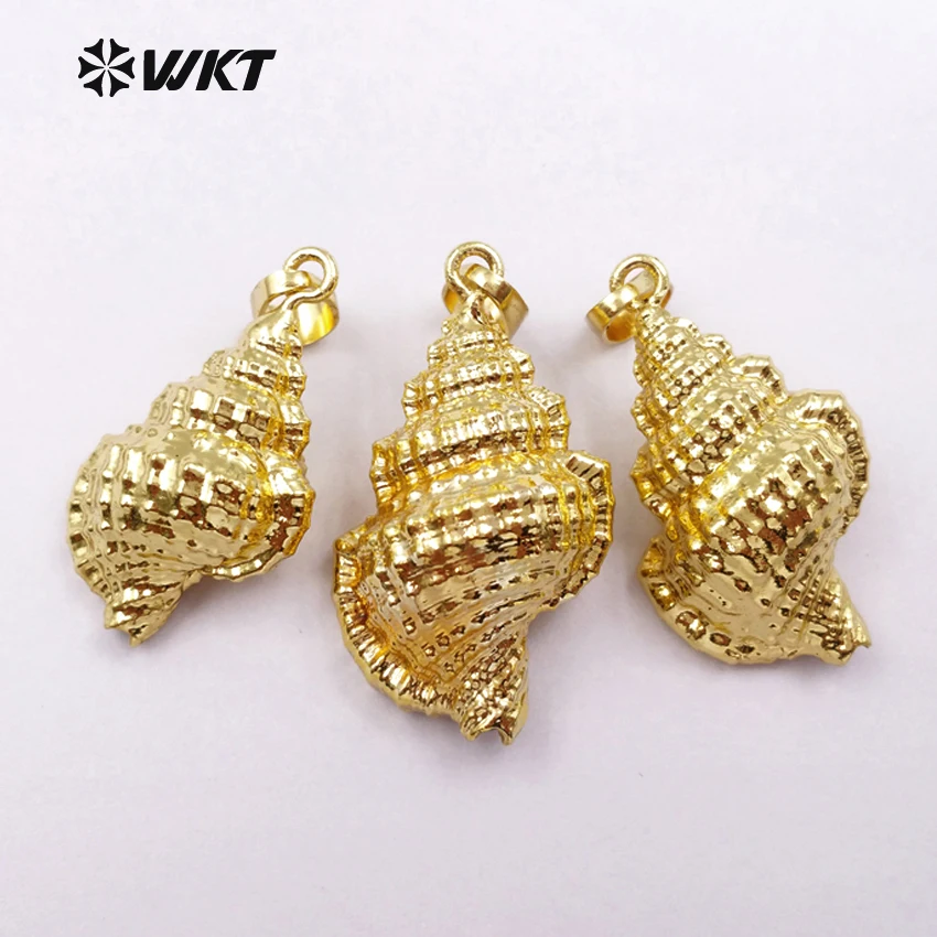 WT-JP022 Wholesale Full gold dipped trumpet shell pendant , hot sales genuine sea shell trumpet with gold color pendant