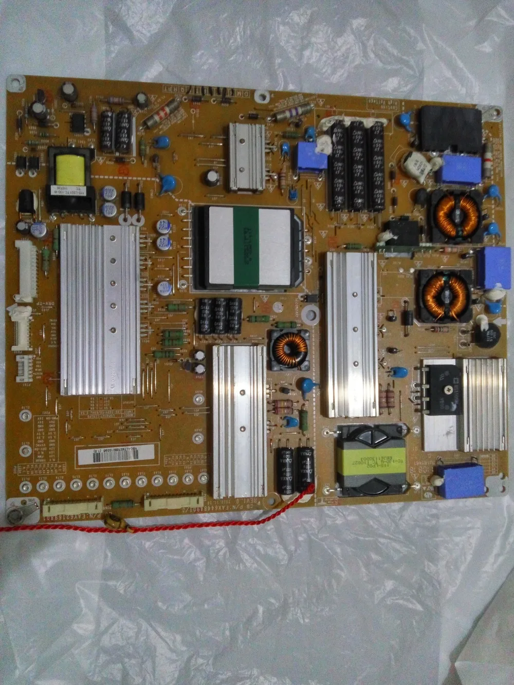 Original เชื่อมต่อบอร์ดเชื่อมต่อกับ POWER supply board eay62169801 EAX62865401/8/0 T-CON เชื่อมต่อ board Video