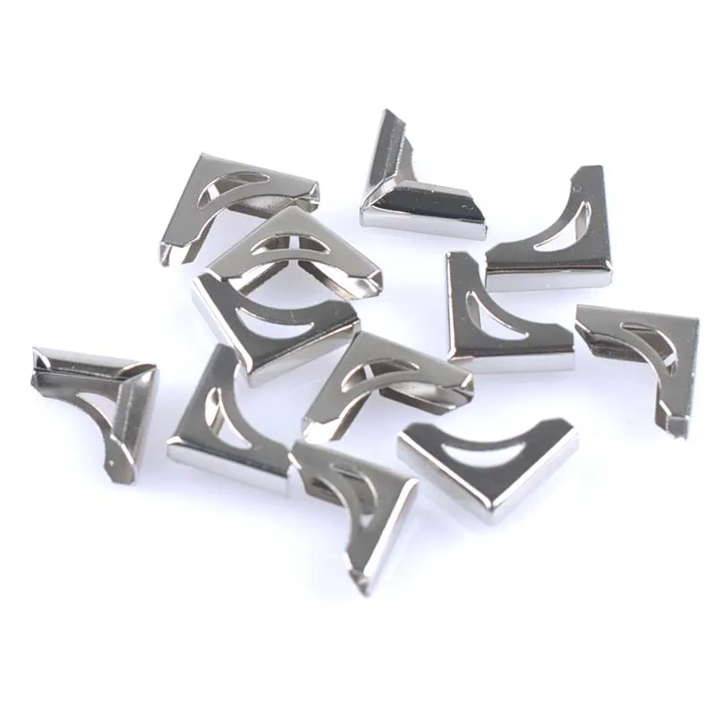 100pcs 10x10x3mm Silver Metal Corners For Books Scrapbooking Photo Albums Menus Corner Protectors Metal Crafts DIY CP1844