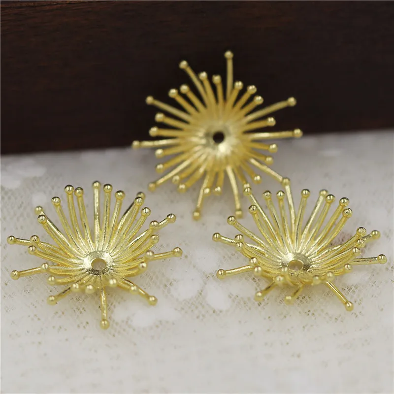 20pcs 15 18mm Filigree Flower Stamens Ball Pins Caps Hole Center Beads Brass Casted DIY Jewelry Accessories for European Charms