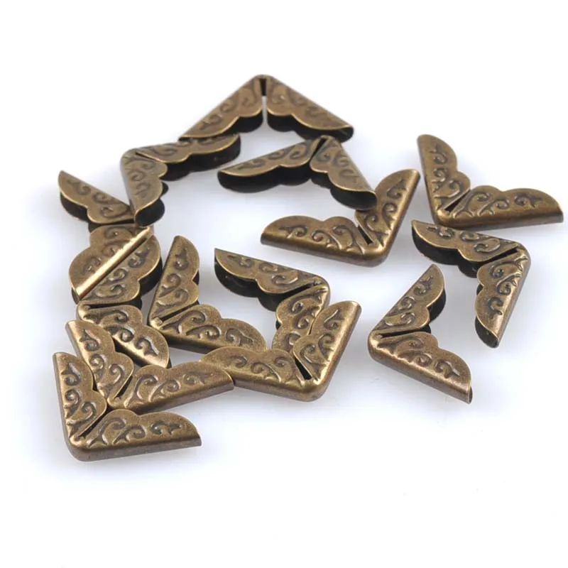 14x14x2mm Bronze Metal Corners For Books Scrapbooking Photo Albums Menus Corner Protectors Metal Crafts DIY 100pcs CP1842