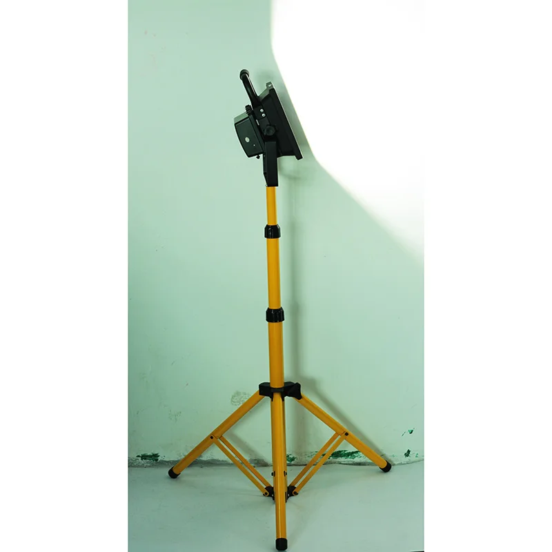 20W LED flood light outdoor IP65 waterproof LED  work light  portable light LED emergency stand tripod light