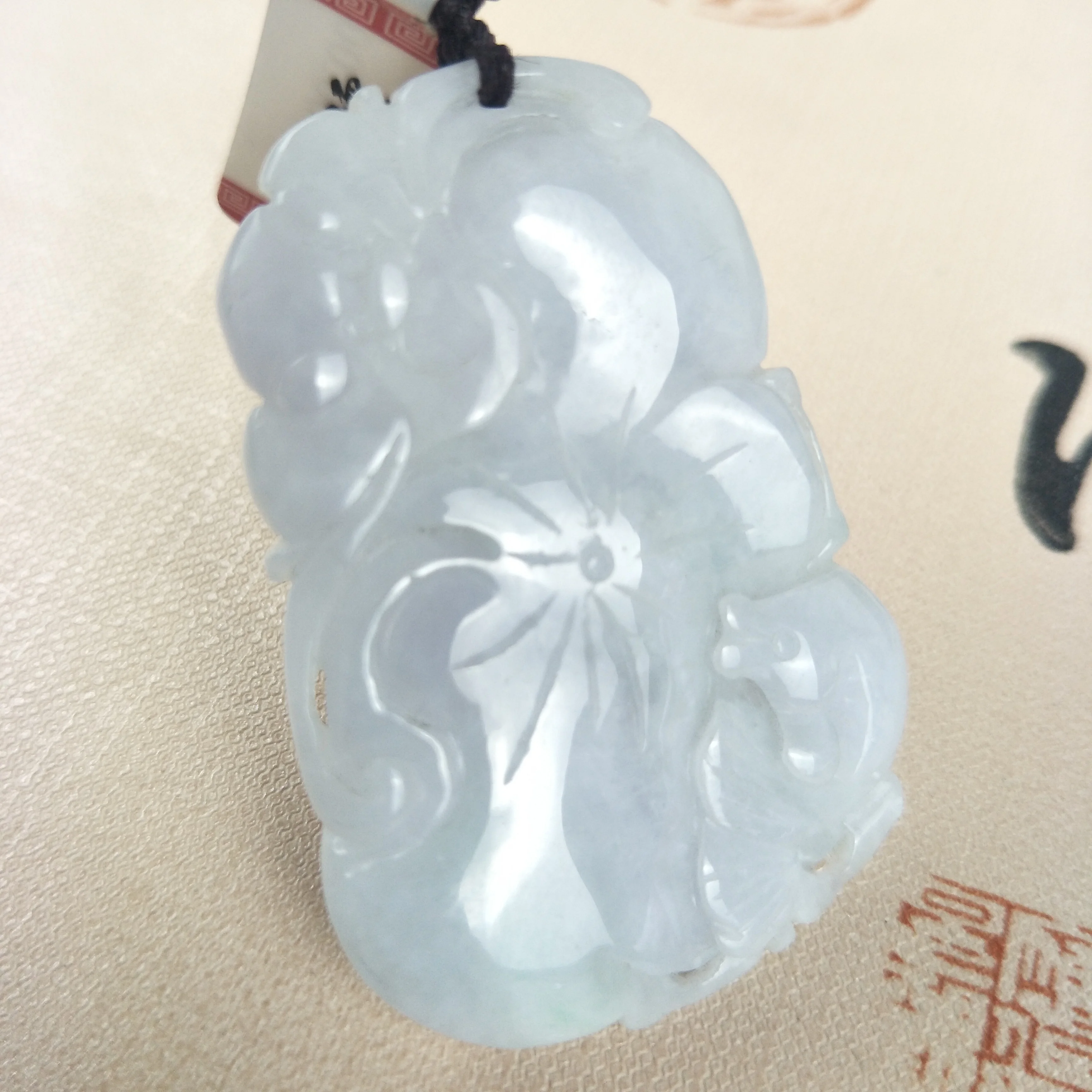 Zhe Ru Jewelry Pure Natural Jadeite Hand-Carved Bat Lotus Leaf Pendant Tri-Color Ice Bottom Jade Bead Chain Send A-Class Certifi