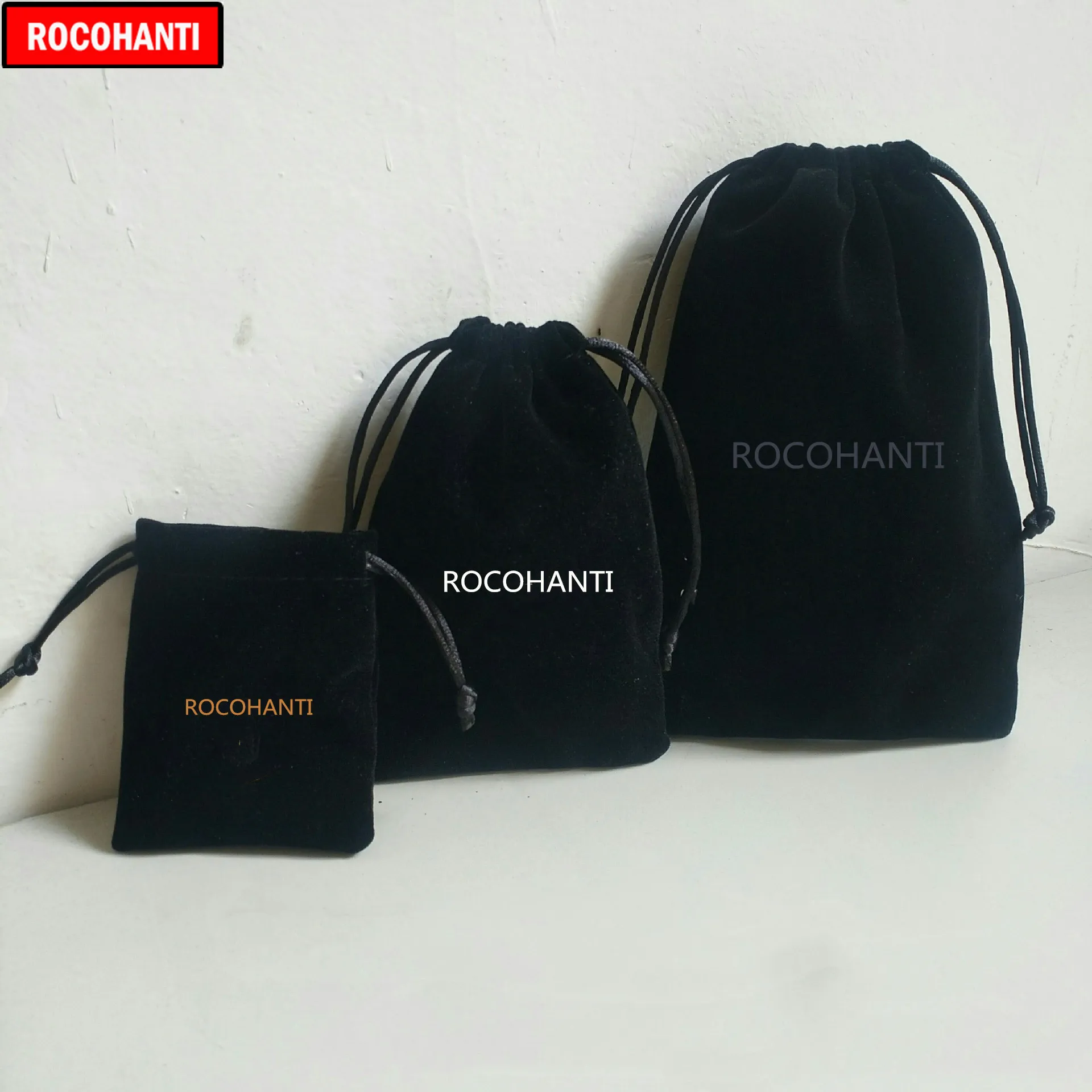 

100pcs Custom LOGO Printed Black Velvet Bag Drawstring Gift Pouch for Jewelry Mobile Phone Retail Packaging Organizer Bags