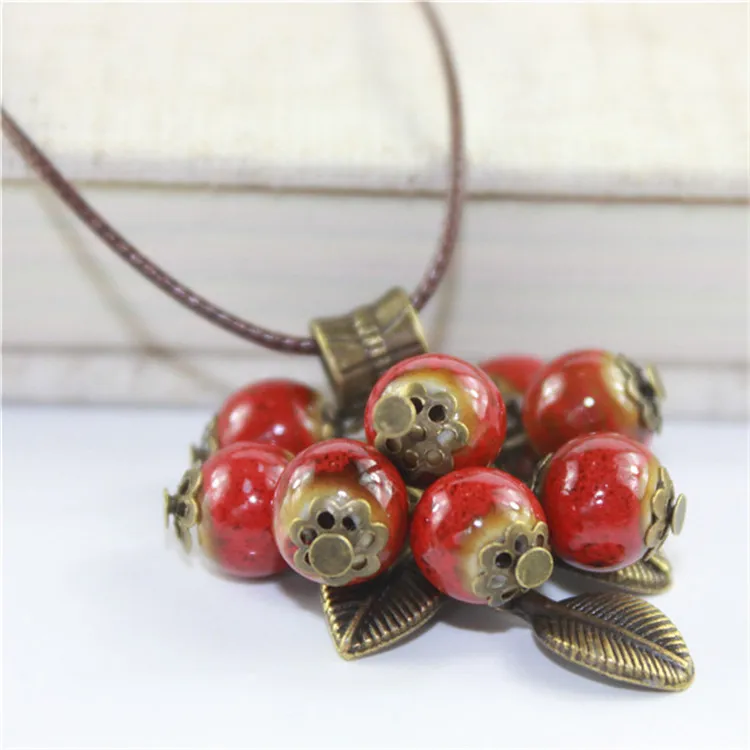 Miredo jewelry wholesale simple ceramic necklaces women\'s mothers gift necklace pendant #1083