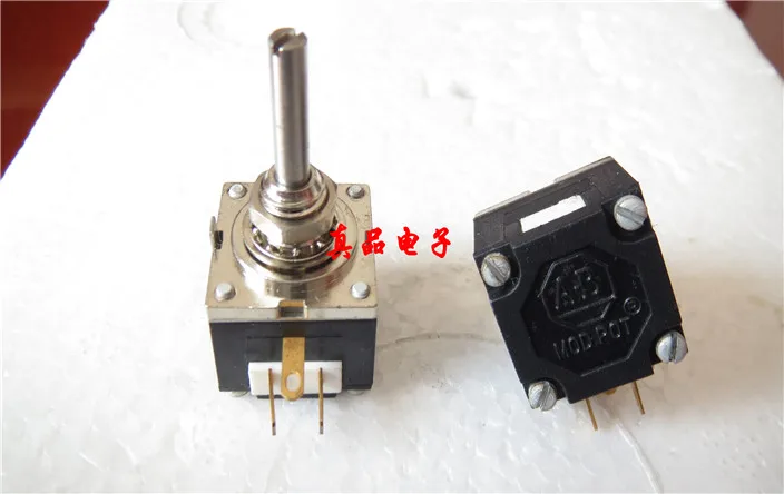 

[CK] 10K AB M-10K-OHM Gold-plated feet Single potentiometer handle Length 19mm 19*3mm Aperture 6MM switch