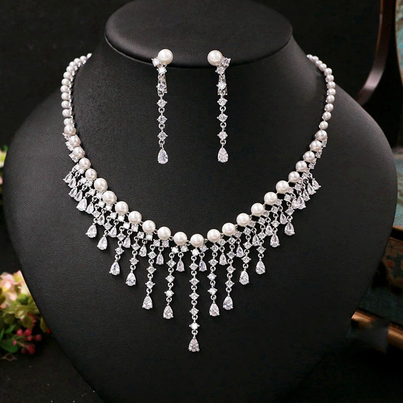 

Cubic Zirconia Round Pearl Drill Noble Bridal Necklace Pendant Earrings Jewelry Rhinestones Wedding Accessories For Women