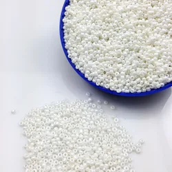 16g 1000pcs 2 millimetri AB Bianco Perla Tonda Colorata Opaco Allentato del Branello Del Distanziatore Cezch Seme di Vetro Perline Fatti A Mano gioielli FAI DA TE Indumento Tallone