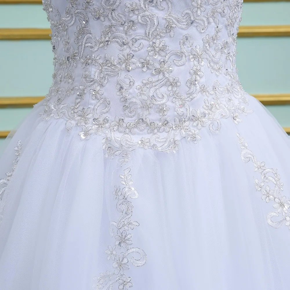 2021 Vestidos 15 anos Princess 하이 넥 쉬어 크리스털 비즈 체인 화이트 Quinceanera Dresses masquerade ball gowns