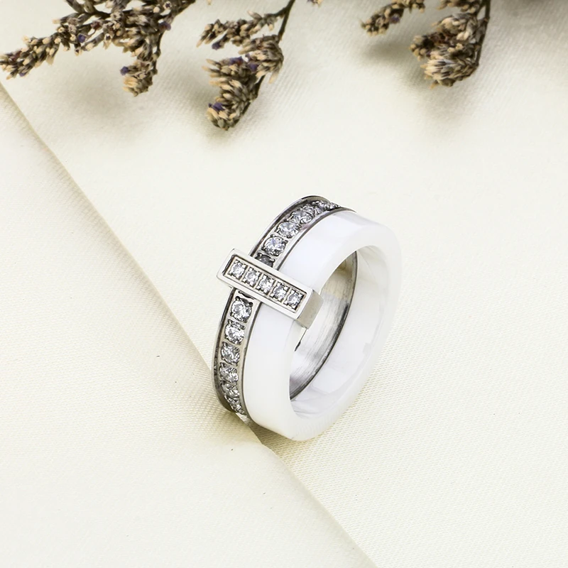 Hot Sale West Men Accessories Top Grade White Ceramic Classic Rings Carbon Fiber  8 MM Width White Border Middle Red Male Ring