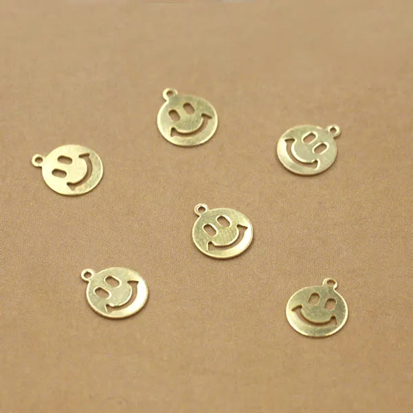 

8mm Raw Brass tone Metal Blank Filigree Circle Smile Charms Links Wraps Connectors Jewelry Findings Clothing Accessories