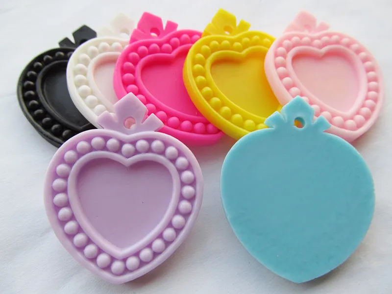 

50pcs 7 Colors Flatback Resin Heart Charm Finding,Base Setting Tray, for 25mm Cabochon/Cameo