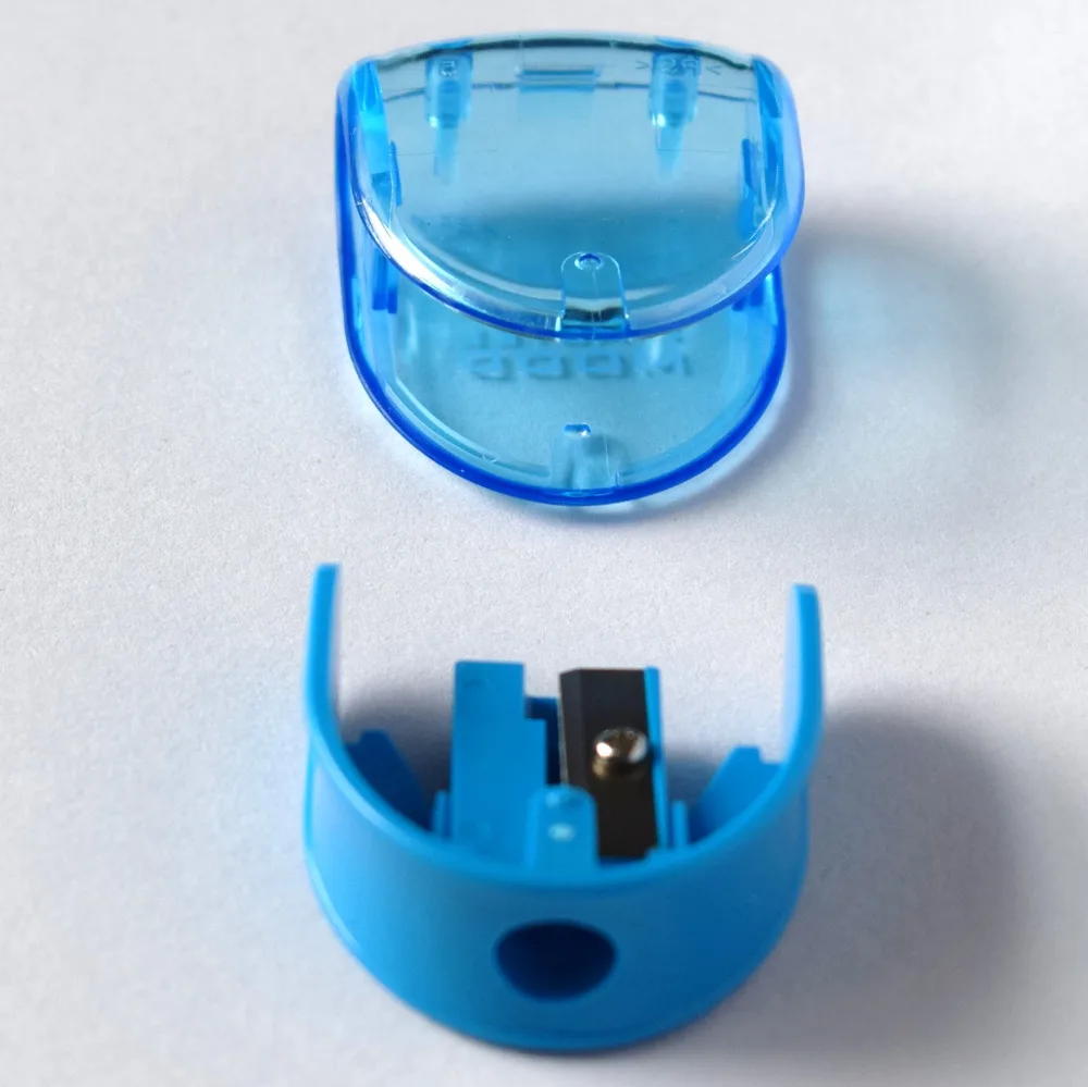 1 Stück Bonbonfarben Kunststoff Anspitzer