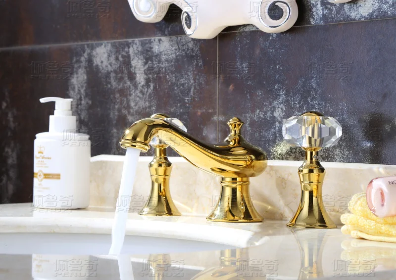 Luxury Bathroom Basin Gold Faucet 8 incBrass WitDiamond / Crystal Tap Dual Dle Undermount Hot Cold Golden