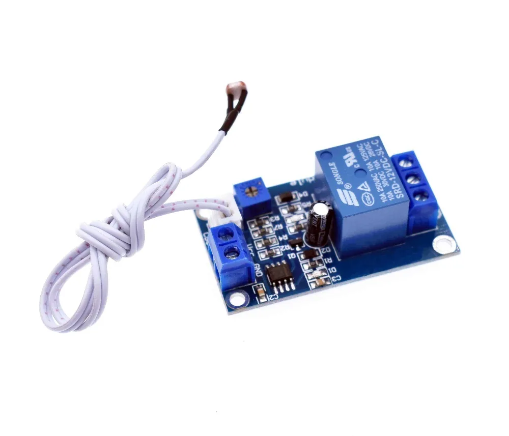 The automatic control module 12V photorelay light photosensitive resistor XH-M131 brightness switch module