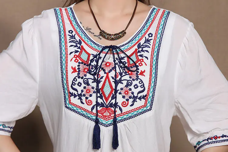 2021 New Women Blue White Vintage Mexican Ethnic Floral Embroidered Blouses Half Sleeve O-neck Feminino Cotton Tops