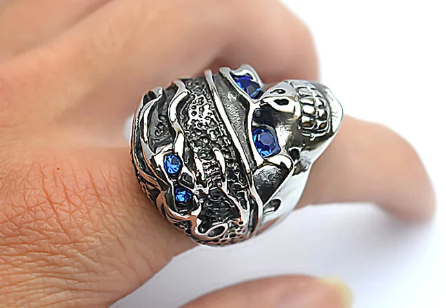 Blue eyes double ghost head ring men's domineering ring European and American punk jewelry free shipping