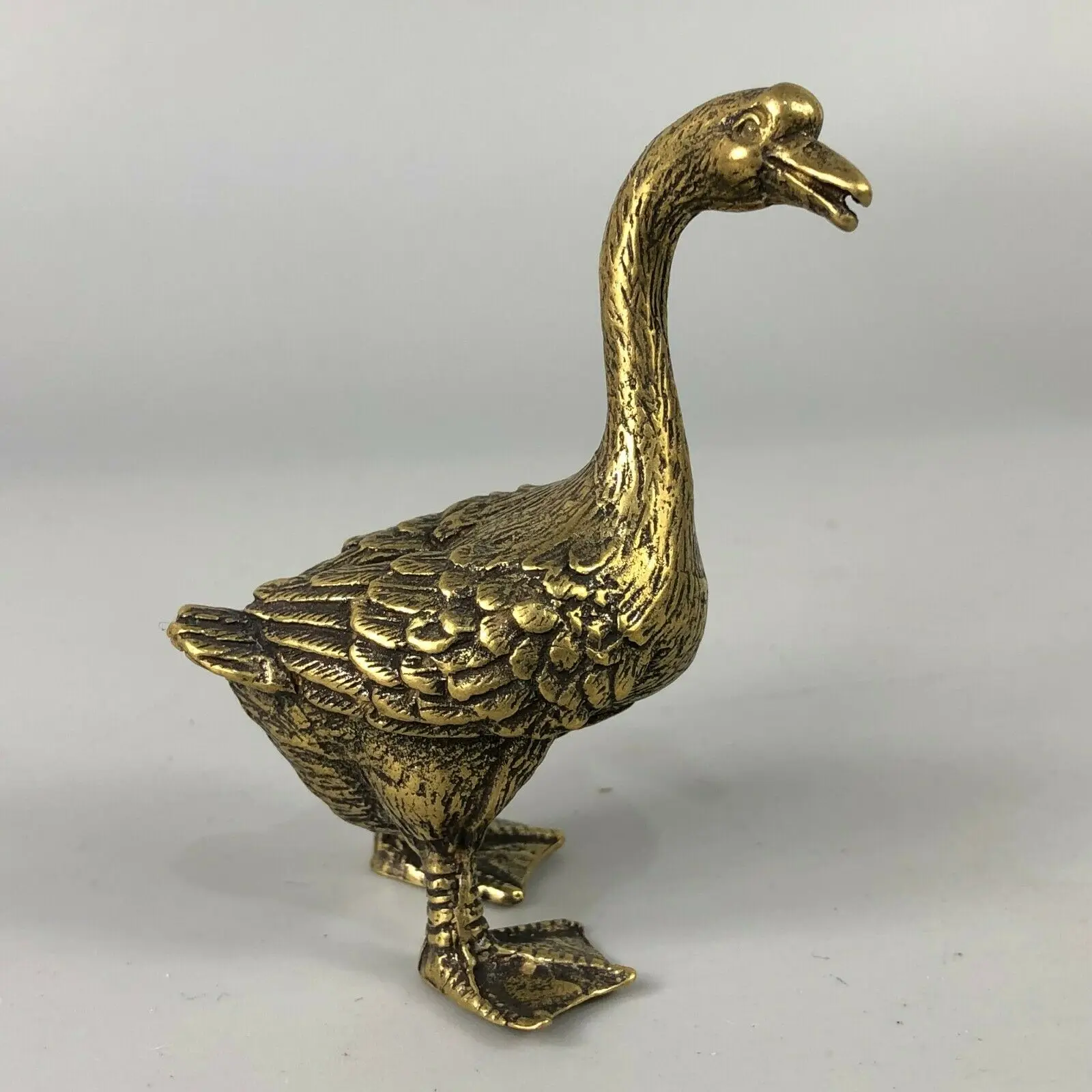 Exquisite Chinese Collectible Old Brass Handwork Lifelike Long Neck Goose Animal Statue