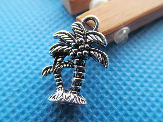 200pcs Antique Silver tone/Antique Bronze Filigree Cocos Nucifera/Palm Tree/Tree Pendant Charm,DIY Accessory Jewellry Making