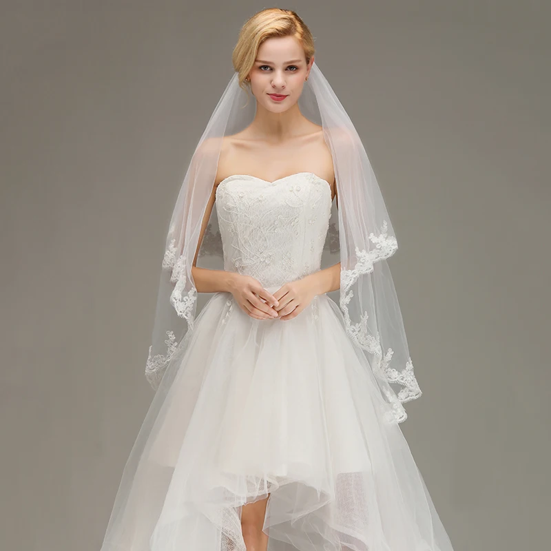 Voile Mariage Zwei Schichten Spitze Rand Tüll Hochzeit Schleier mit Kamm Weiß Elfenbein Kurze Braut Schleier Hochzeit Zubehör Veu de noiva