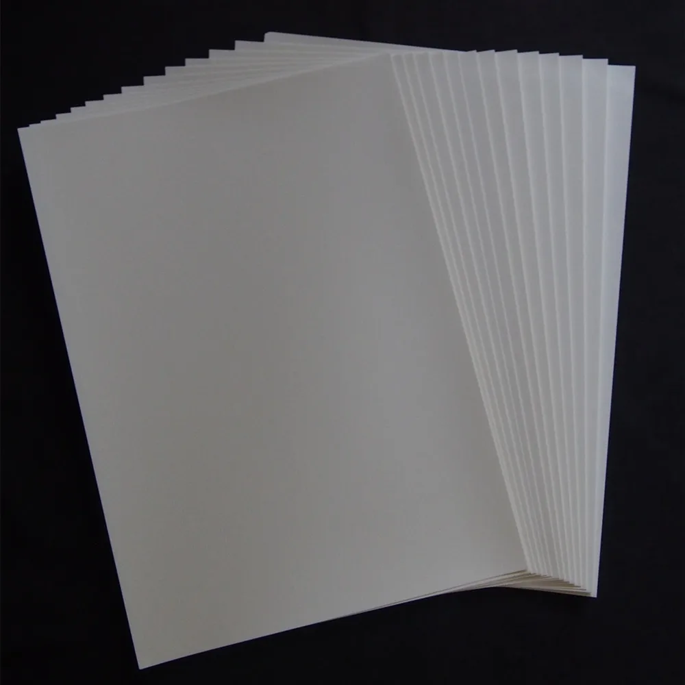 Imagem -02 - Inkjet Water Slide Decal Paper para Plate Printing Transfer Paper Tamanho a4 10 Clear 10 White 20 Pcs