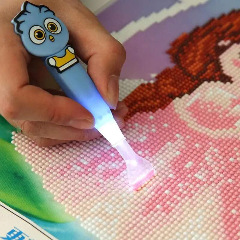 5D DIY Diamond Embroidery Tool Point Drill Pen With Light Clearer Easy Diamond Painting Mosaic Cross Stitch Craft Tool Kids Gift