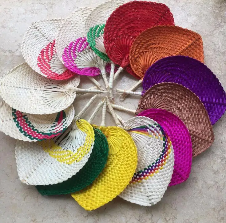 Bamboo weaving banana fan Hand-woven fan dance straw hand fan baby navel Pucao fan 100 pieces / batch DHL free shipping SN2496