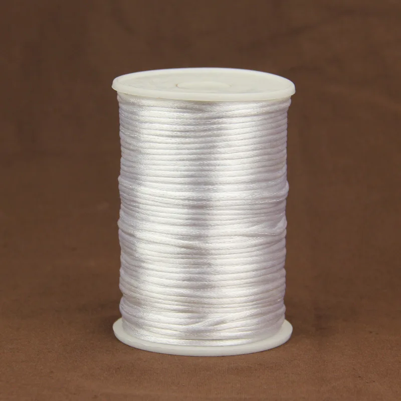 Nieuwe 2,5 mm 100 yard Chinese knoopkoord 24 kleuren Rattail satijn gevlochten string sieraden bevindingen kralen touw voor DIY mode ambacht