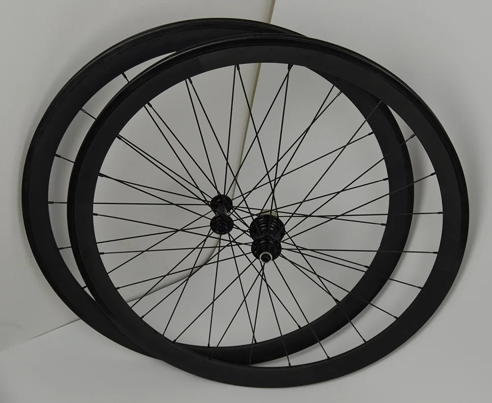 Factory sale 40mm full carbon wheelset clincher with black Novatec 271 hub black spokes black nipples carbon wheels