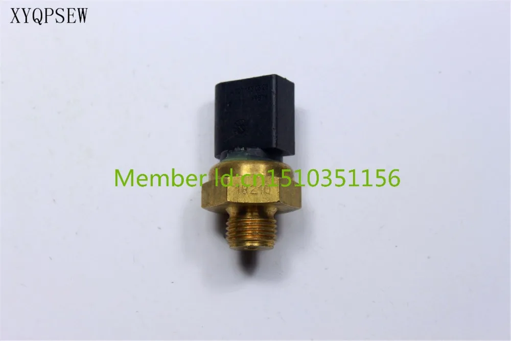 XYQPSEW For Mercedes-Benz Truck parts sensor, Oil Pressure Sensor A0071530828/A 007 153 08 28/A007 153 08 28