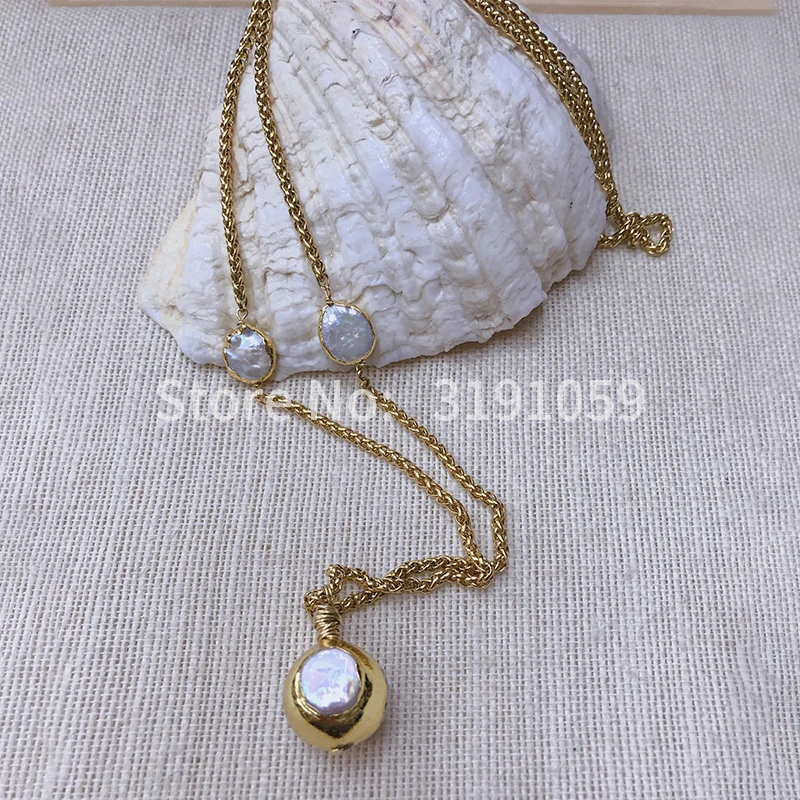 2018 new classic natural pearl necklace with long European and American sweater chain is simple for female students