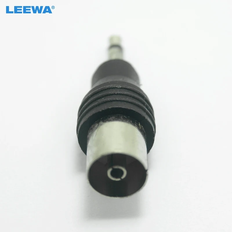 LEEWA 1pc Car Auto Motor 3.5mm TRS Connector to IEC (Female) Adaptor Plug #CA1547