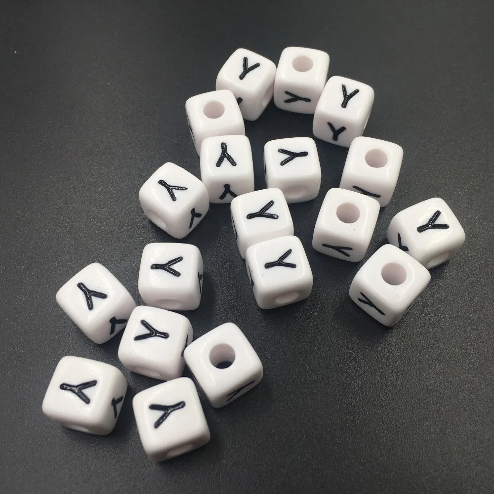 Cube Acrylic Letter Beads 10mm 550pcs White with Black Single English Character Initial Printing Plastic Alphabet Jewelry Beads