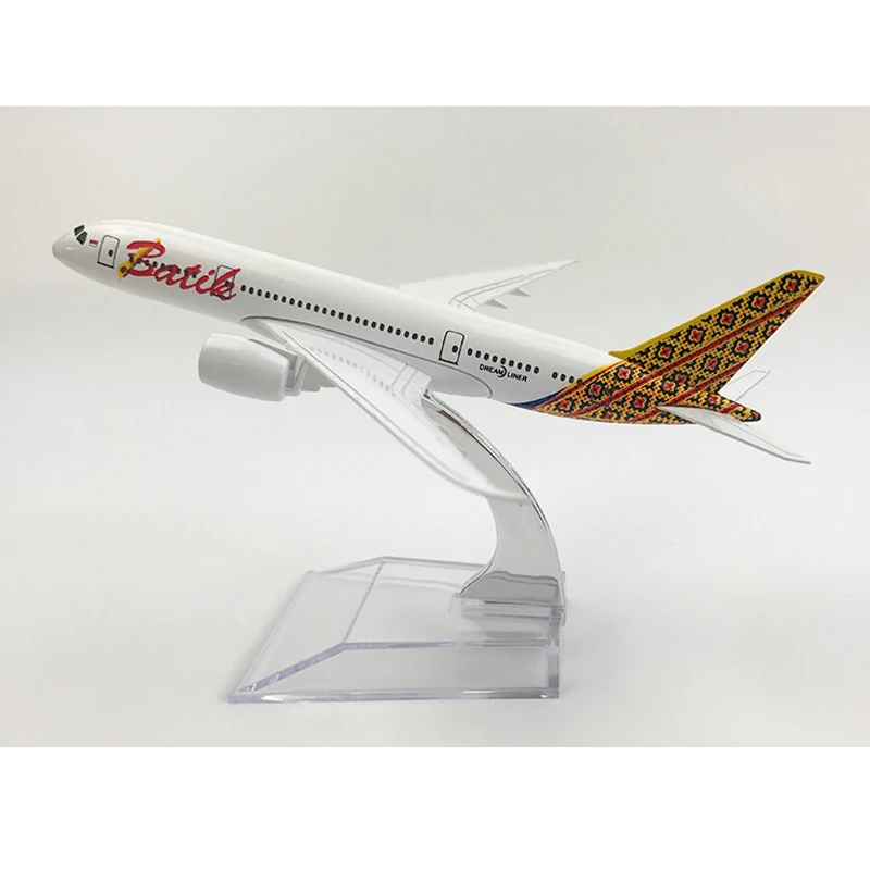 

Batik Airlines Aeroplane model Boeing 787 airplane 16CM Metal alloy diecast 1:400 airplane model toys Collectible gifts Free